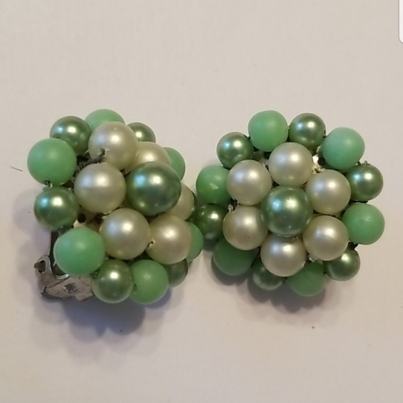 Vintage Earrings Bundle - Picture 3 of 4